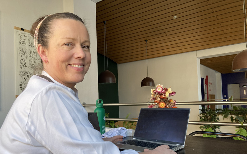 Faglærer Signe Bjerggaard Dyrlund er ret vild med projektet Gejst på Hotel- og Restaurantskolen