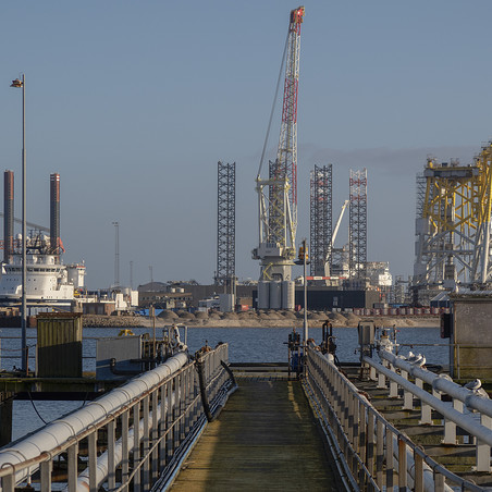 AMU-Vest i Esbjerg har blandt andet specialiseret sig i havnen og offshore-branchen. er 
